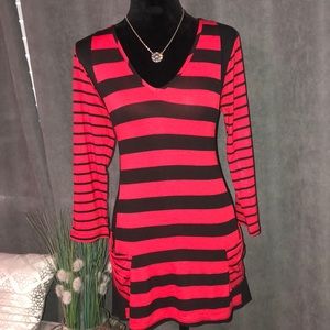 Premise Med, red and black Midi Dress
